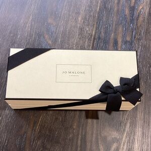 Jo Malone Set of 3 Small Candles in Box with Black Ribbon